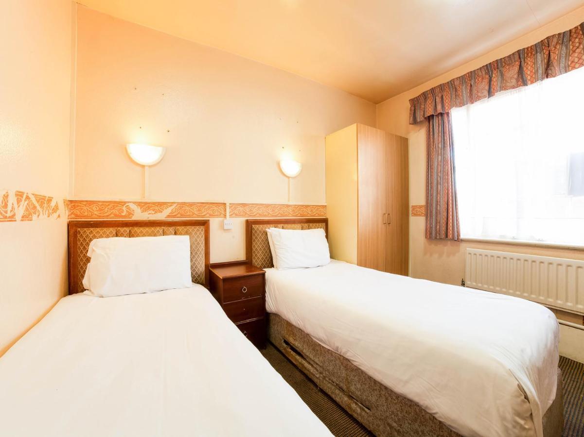 Sneyd Arms Hotel Stoke-on-Trent Экстерьер фото